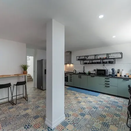 Ubytování v soukromí Malpique Heated Pool & Jacuzzi Guest House Albufeira