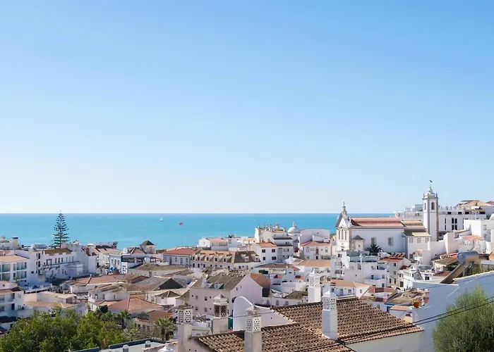 Homestay szállás Malpique Heated Pool & Jacuzzi