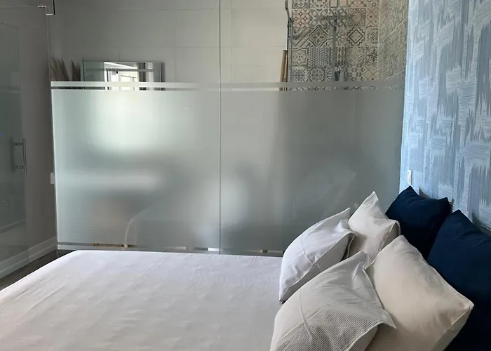 Malpique Heated Pool & Jacuzzi *