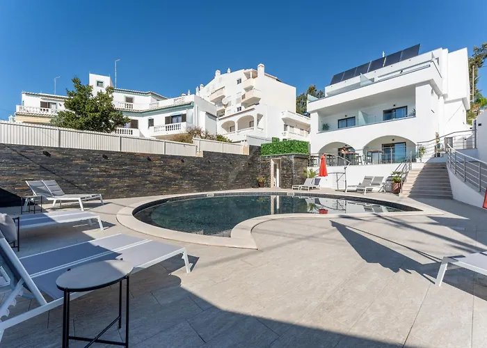 Homestay szállás Malpique Heated Pool & Jacuzzi *