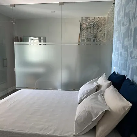 Malpique Heated Pool & Jacuzzi *